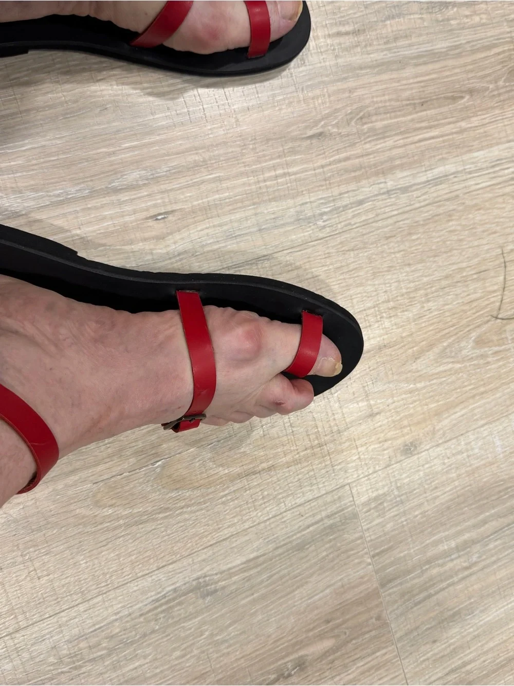 Minimalist Red & Black Leather Calpas Handmade Toe-Loop Sandals US Mens 11